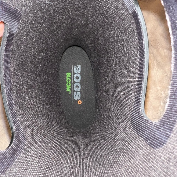 Bogs black youth size 4 - Picture 8 of 8